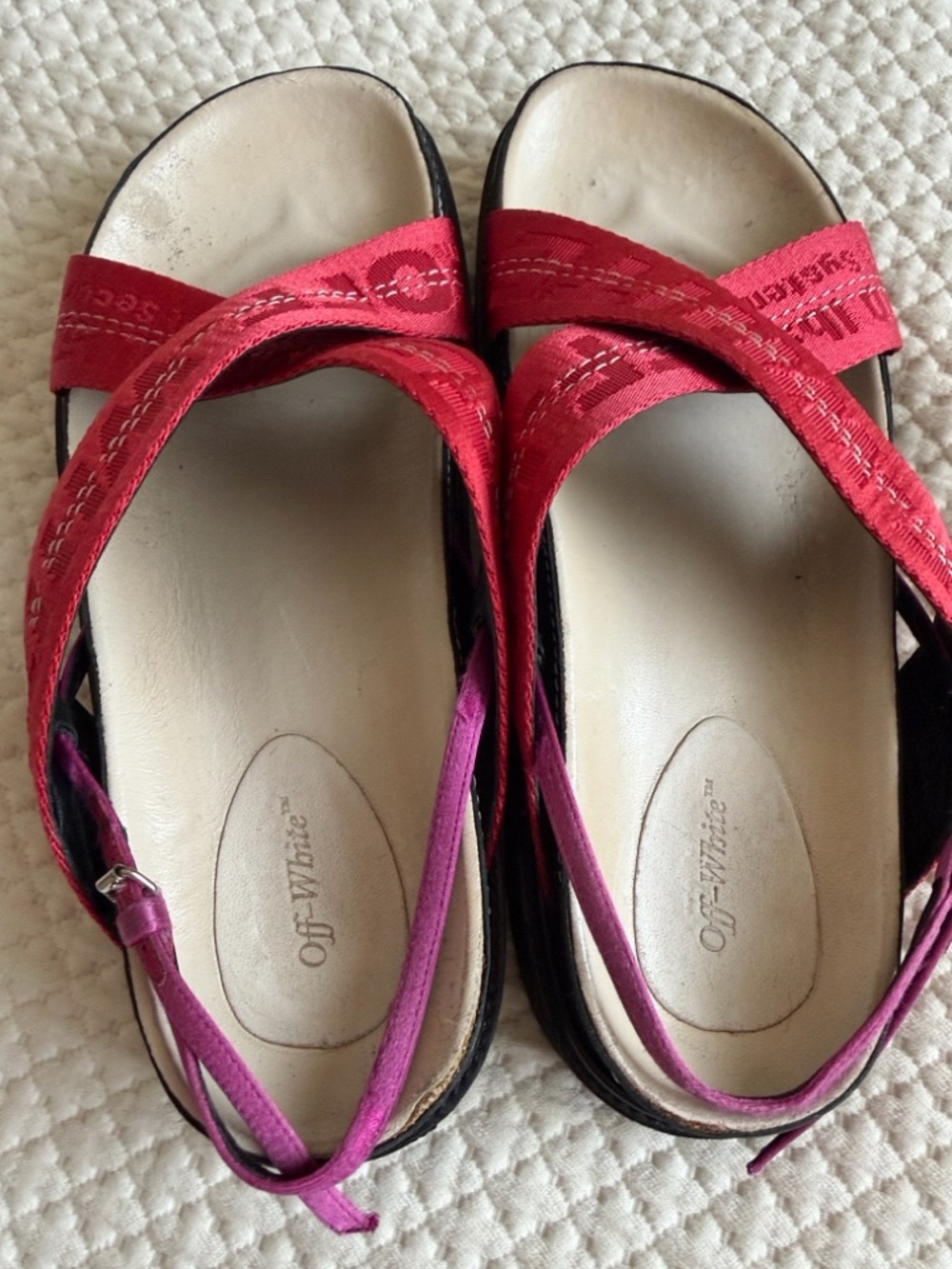 Off-White Red Crisscross Slingback Women’s Sandals with Pink Accent - Picture 4 of 7